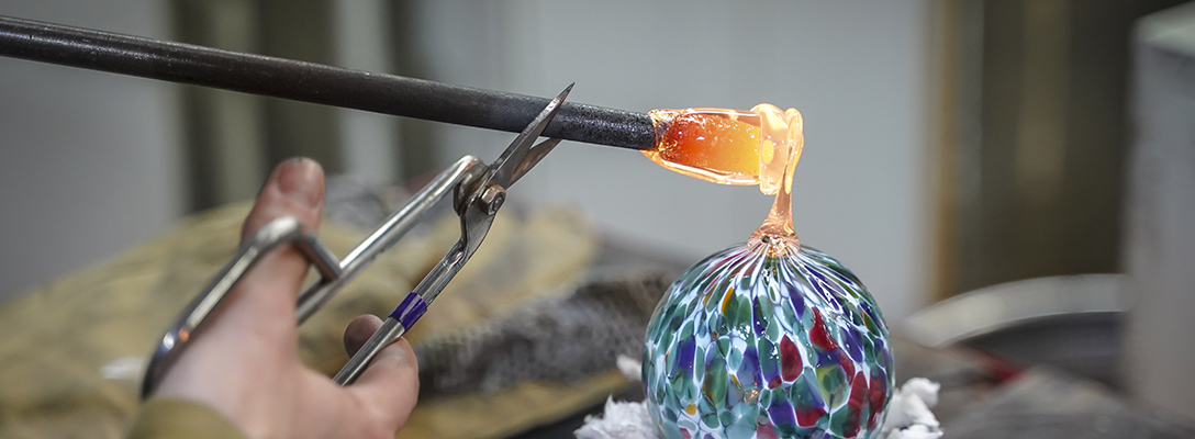 Las Vegas Glass Blowing Class for Unique Date Idea